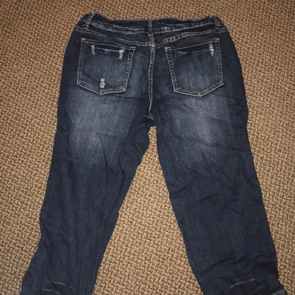 Capris - Picture 3 of 3